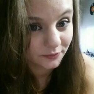 Meet your Posher, Caitlyn